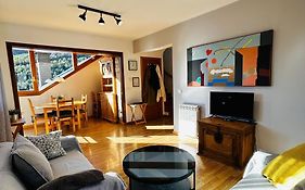 Casa Mya. A Modern Duplex In The Spanish Pyrenees